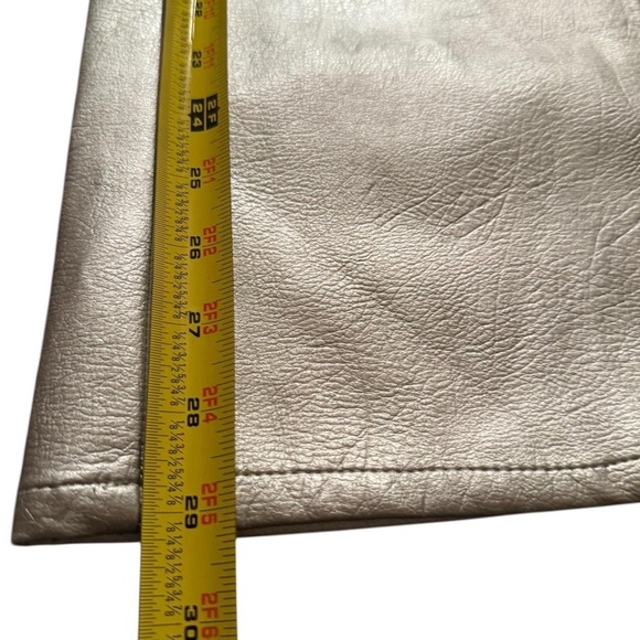 H&M Silver metallic straight-leg faux leather polyester rave pants
Size 6 - Picture 6 of 6